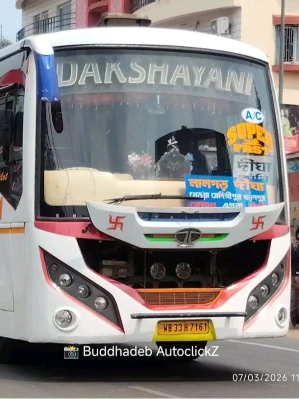 DAKSHAYANI bus WB33H7161