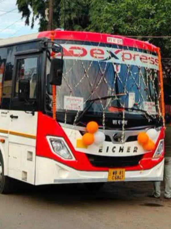 AD EXPRESS bus WB81C6847